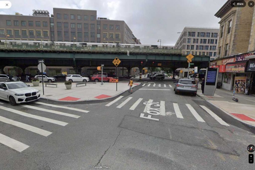 Man shot in the Bronx, prompting post-rush hour manhunt for suspect Man shot in the Bronx, prompting post-rush hour manhunt for suspect