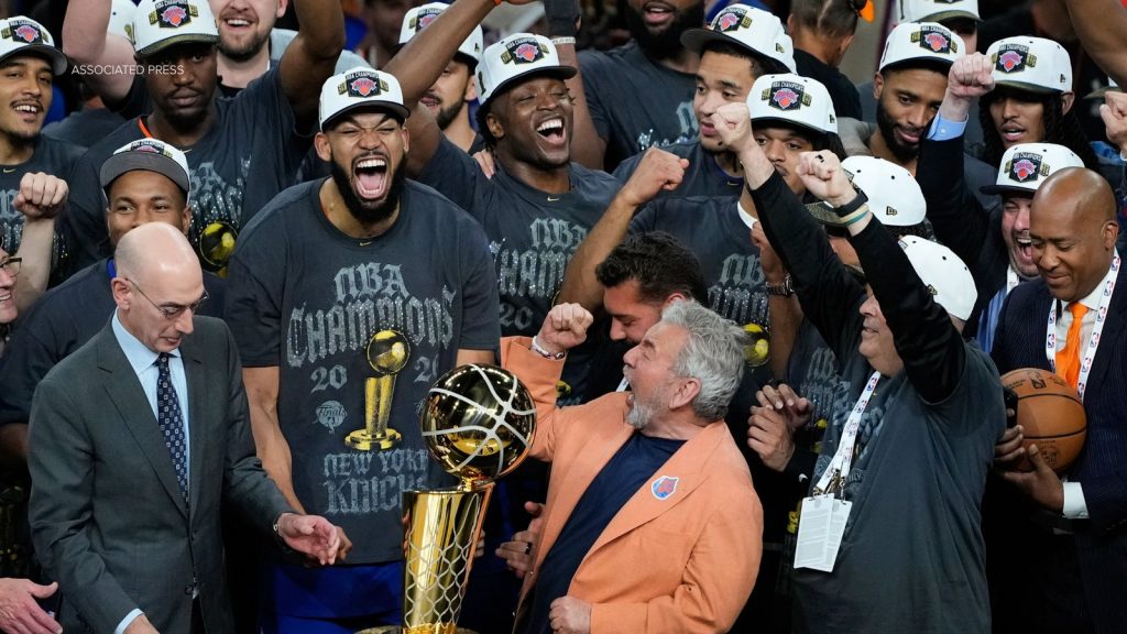 New York Knicks ticker-tape parade preparations underway ahead of Thursday celebration New York Knicks ticker-tape parade preparations underway ahead of Thursday celebration