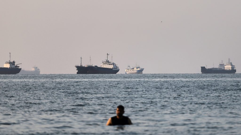US officials say Iran deal calls for diluting uranium at minimum, waiving sanctions, opening strait