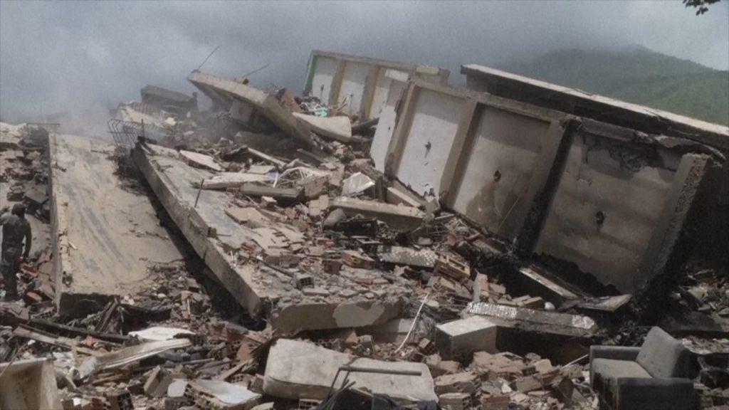 Venezuela earthquake: Death toll rises to 1,430, crucial window for rescuing survivors narrows after deadly quakes