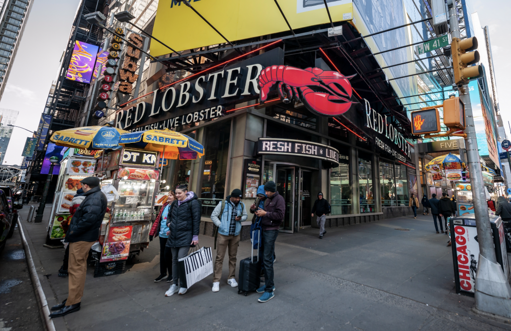When and Why Did the Red Lobster in Times Square Close? When and Why Did the Red Lobster in Times Square Close?