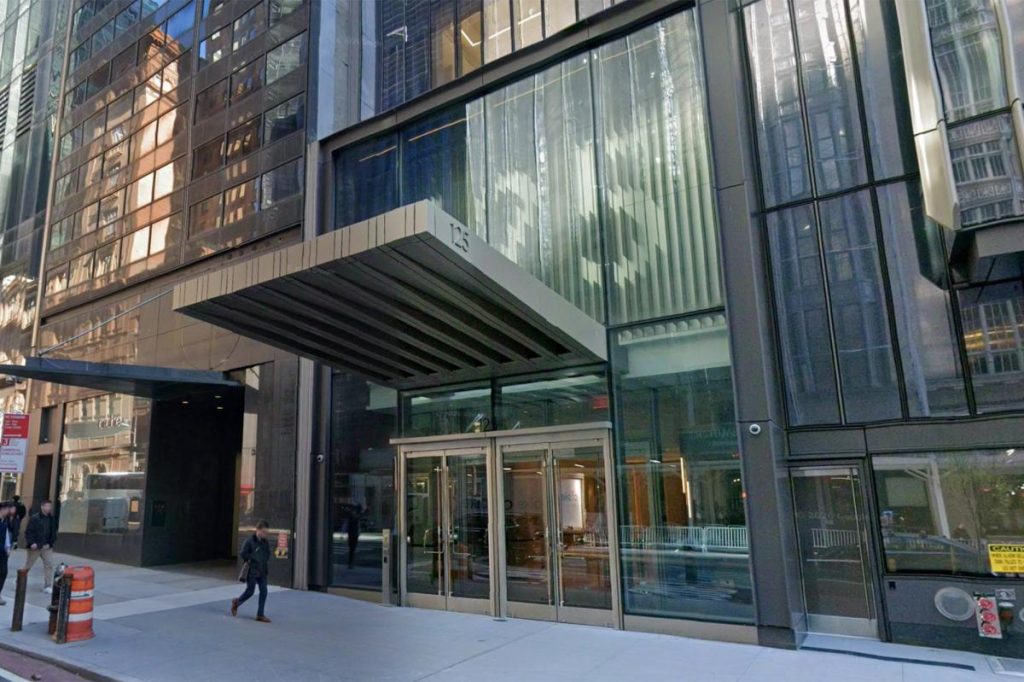 Billionaires’ Row tower signs new tenant