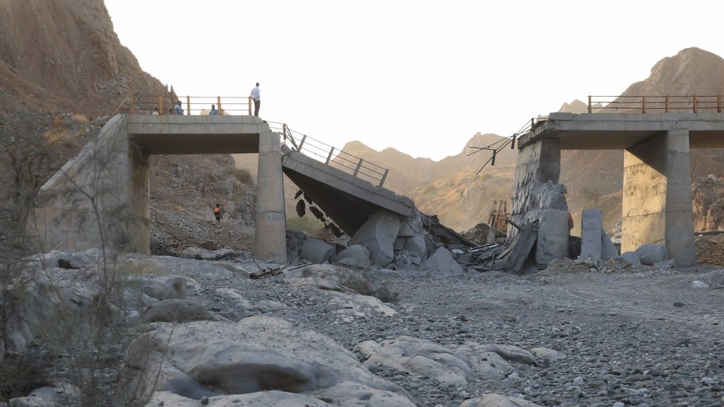Iran war updates: US military announces another troop death as Israel warns Tehran’s attacks on Jordan are coming close Iran war updates: US military announces another troop death as Israel warns Tehran's attacks on Jordan are coming close