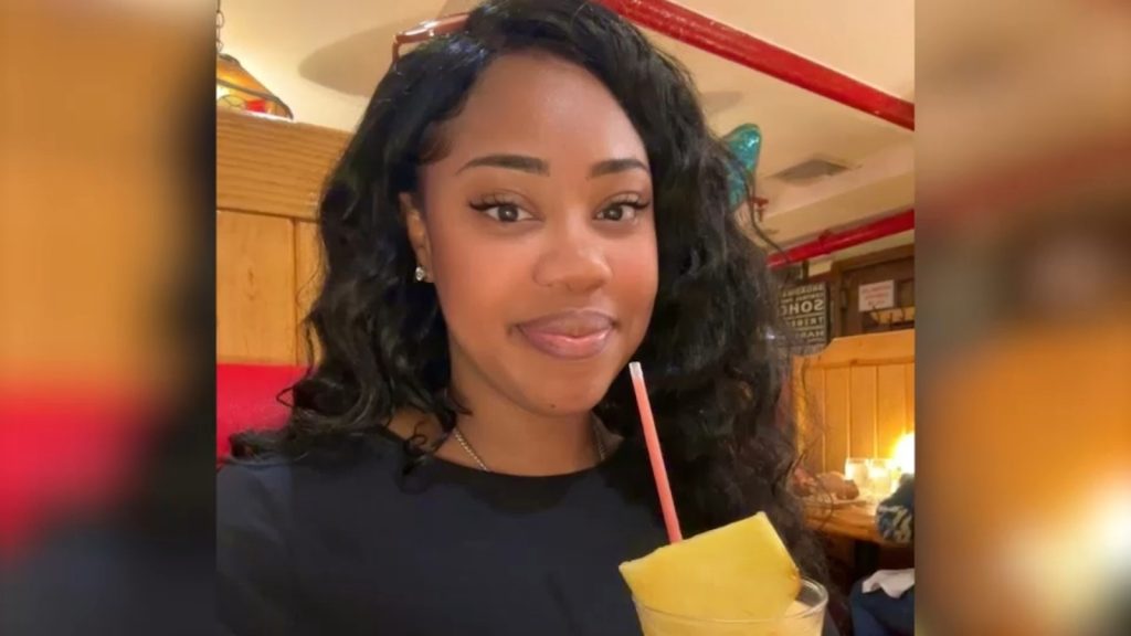 Mount Vernon woman fatally shot in the Bronx; gunman flees on moped, remains at large Mount Vernon woman fatally shot in the Bronx; gunman flees on moped, remains at large