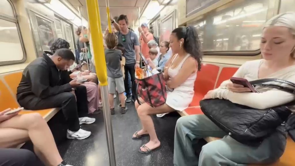 NYC weather: New Yorkers cope with second heat wave of the summer as NYC activates Code Red NYC weather: New Yorkers cope with second heat wave of the summer as NYC activates Code Red